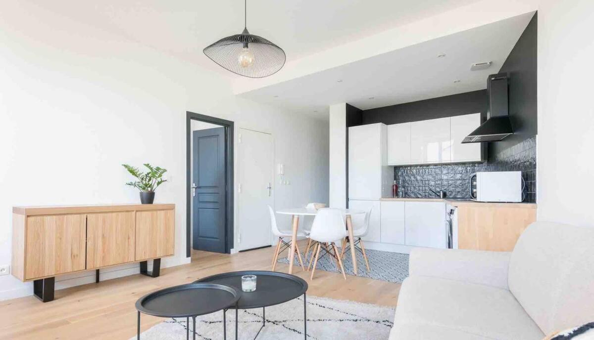 Appartement Neuf • Cosy Et Lumineux • 4 Personnes Marseille Exterior photo